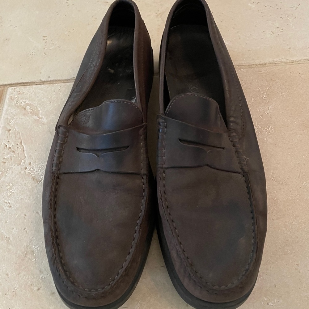 Tod’s brown loafers driving moccasins size 12.5